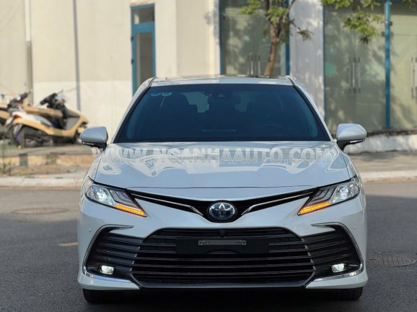 Toyota Camry 2.5HV 2023
