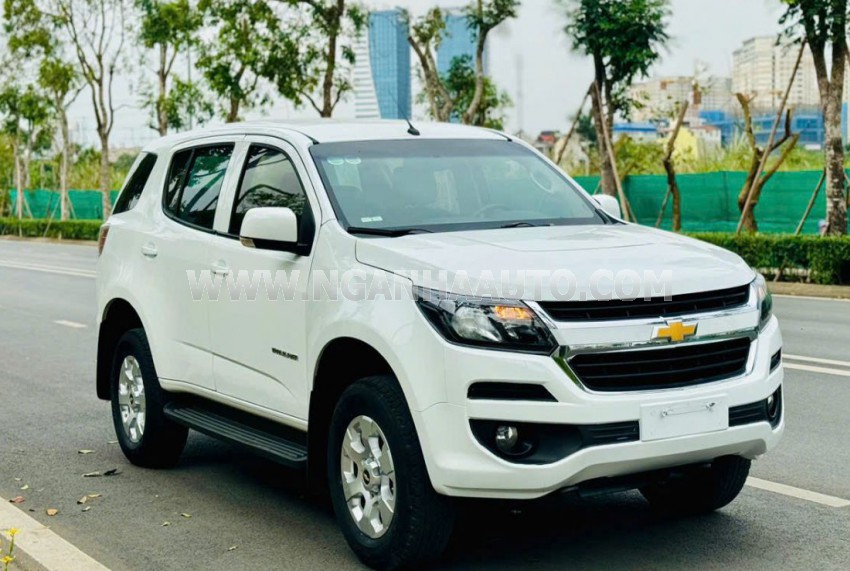 Trailblazer LT 2.5L VGT 4x2 AT 2018