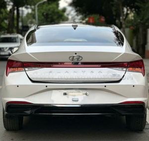 Xe Hyundai Elantra 1.6 AT Đặc biệt 2022