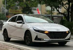 Xe Hyundai Elantra 1.6 AT Đặc biệt 2022