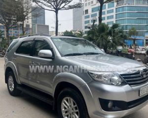 Xe Toyota Fortuner 2.7V 4x2 AT 2014
