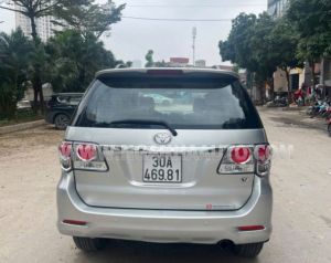 Xe Toyota Fortuner 2.7V 4x2 AT 2014