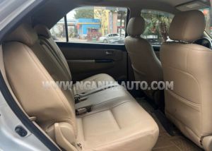 Xe Toyota Fortuner 2.7V 4x2 AT 2014