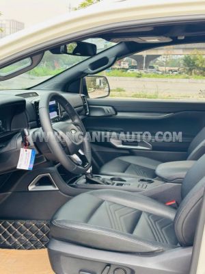 Xe Ford Everest Titanium 2.0L 4x2 AT 2023