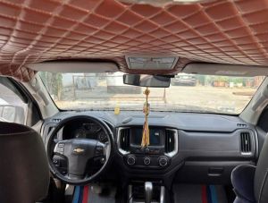 Xe Chevrolet Trailblazer LT 2.5L VGT 4x2 AT 2018