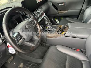 Xe Toyota Land Cruiser 3.5 V6 2023