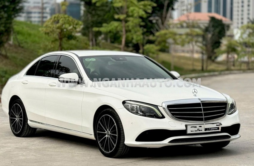 Mercedes Benz C class C200 Exclusive 2020