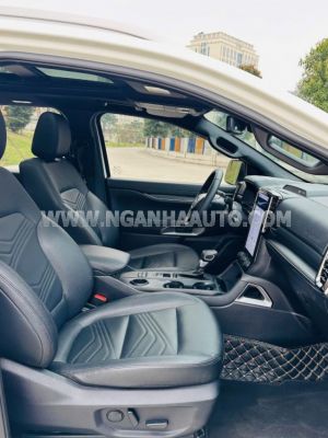Xe Ford Everest Titanium 2.0L 4x2 AT 2023