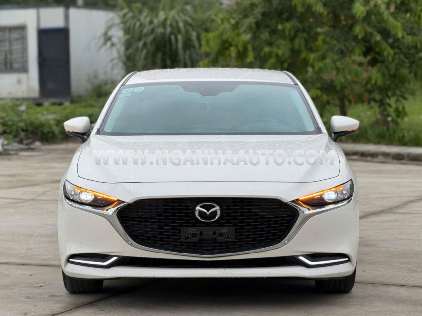 Mazda 3 1.5L Luxury 2024