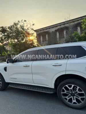 Xe Ford Everest Titanium 2.0L 4x2 AT 2025