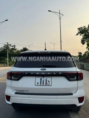 Xe Ford Everest Titanium 2.0L 4x2 AT 2025