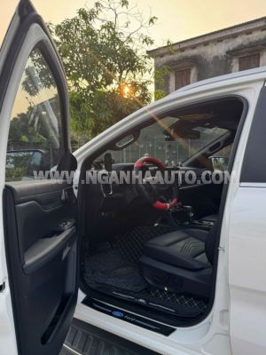 Xe Ford Everest Titanium 2.0L 4x2 AT 2025